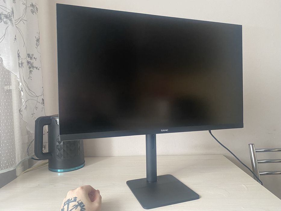 Компьютерный монитор SANC