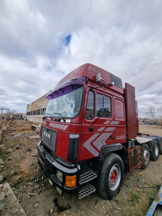 Эксковатор 140. Два ковша. 1м3. И траншейный.