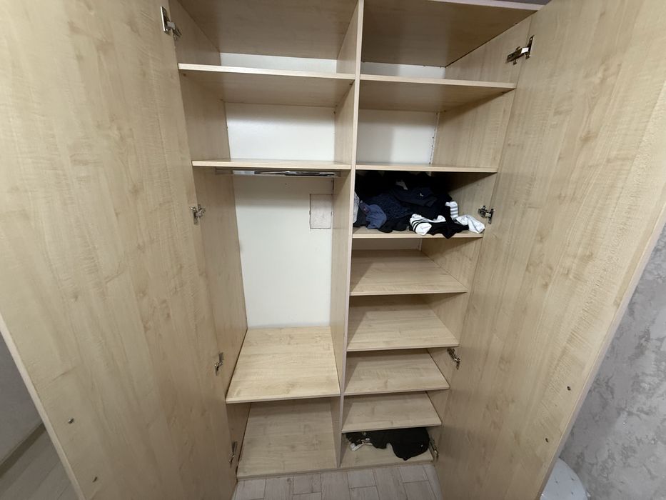 Шкаф для одежды б/у