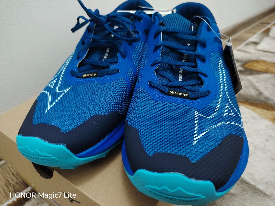 Mizuno ibuki gore-tex