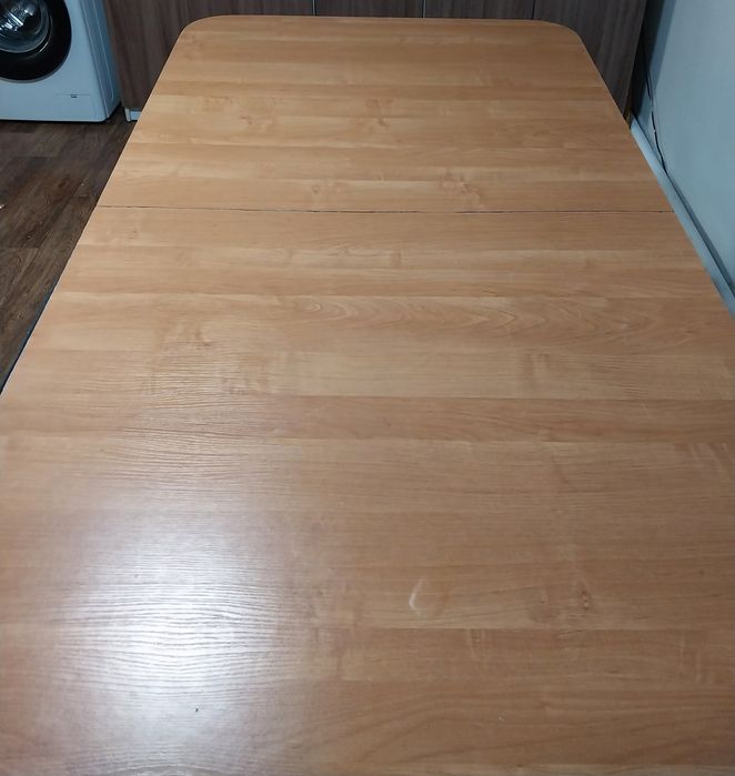 Продам дубовый стол