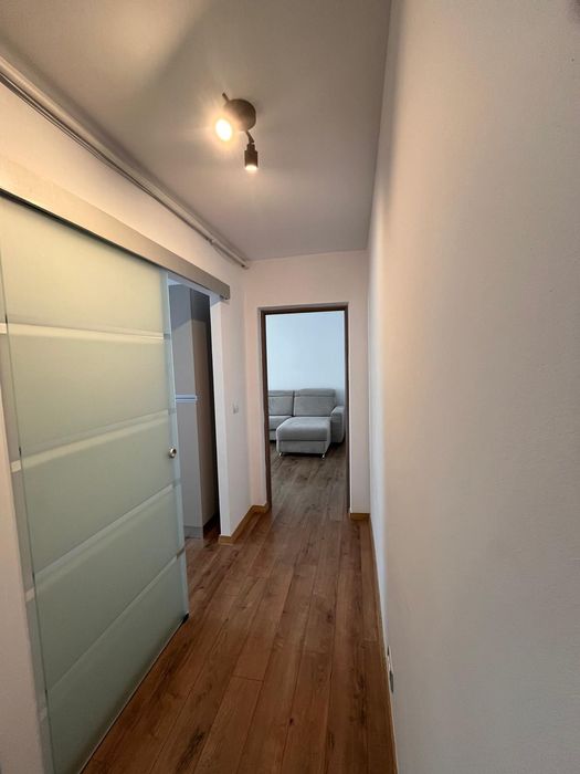 Închiriez apt 2 camere
