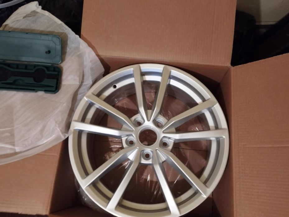 Джанти с гуми VW 17 5х112