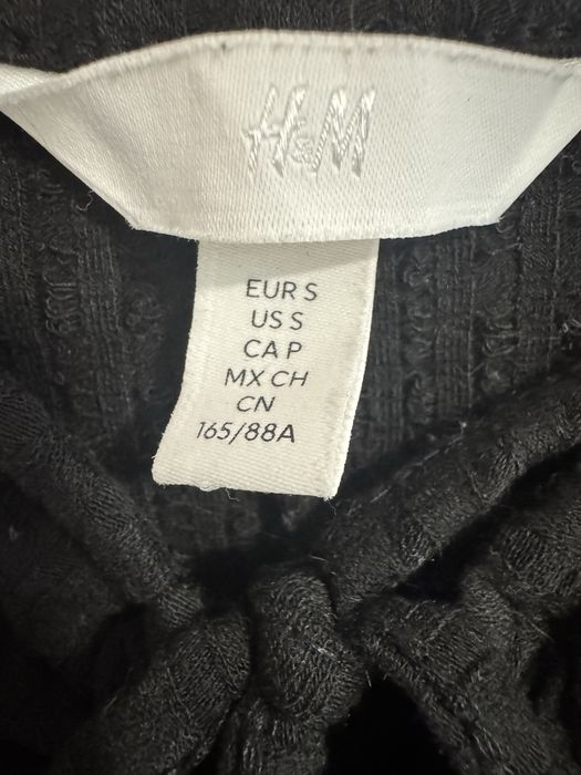 Черна рокля H&M