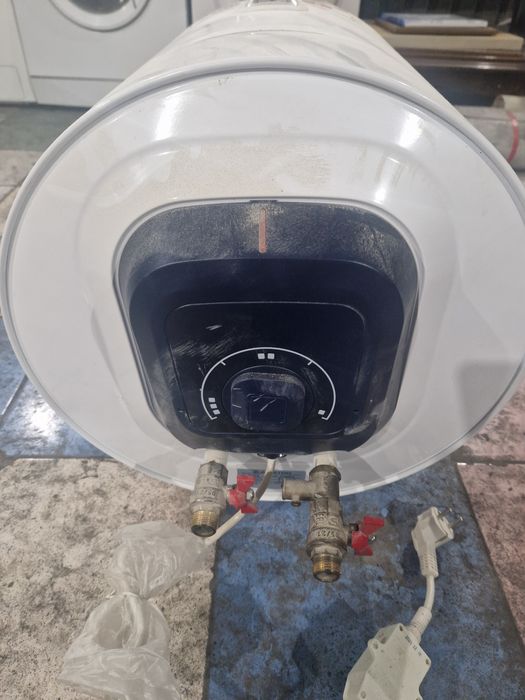 Продам Водонагреватель