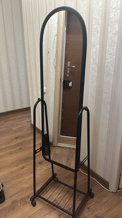 Зеркола для декора