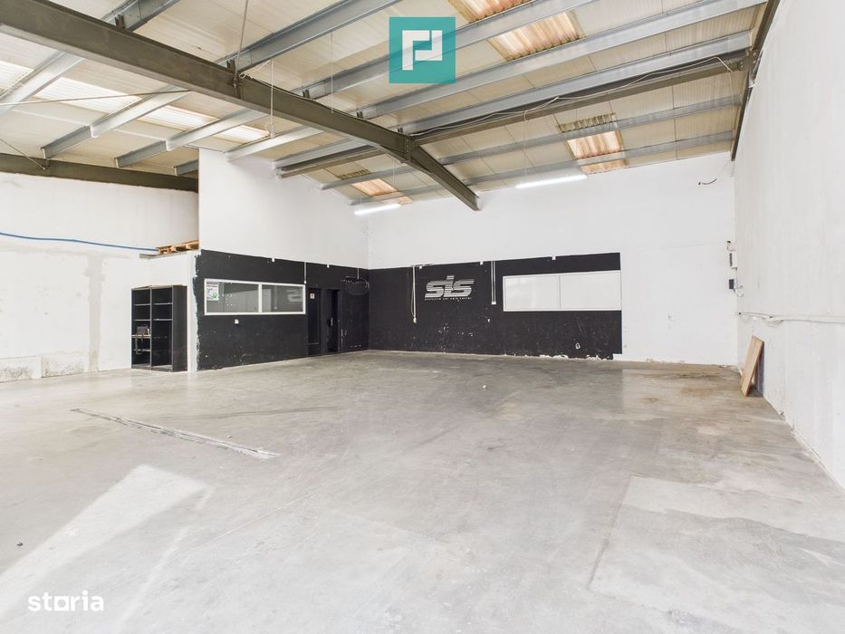 Hală de 152 mp pentru depozitare în Arad