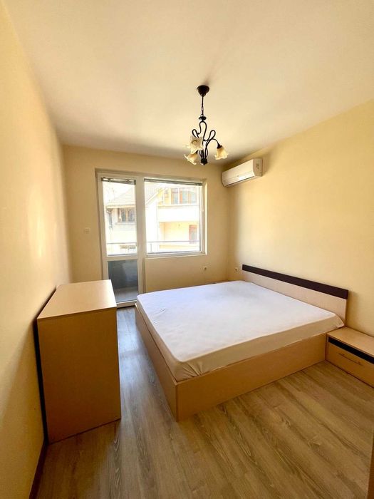 Дава се под наем Тристаен апартамент в Пловдив, Център - 88 кв.м за 518.67 € - Снимка #3