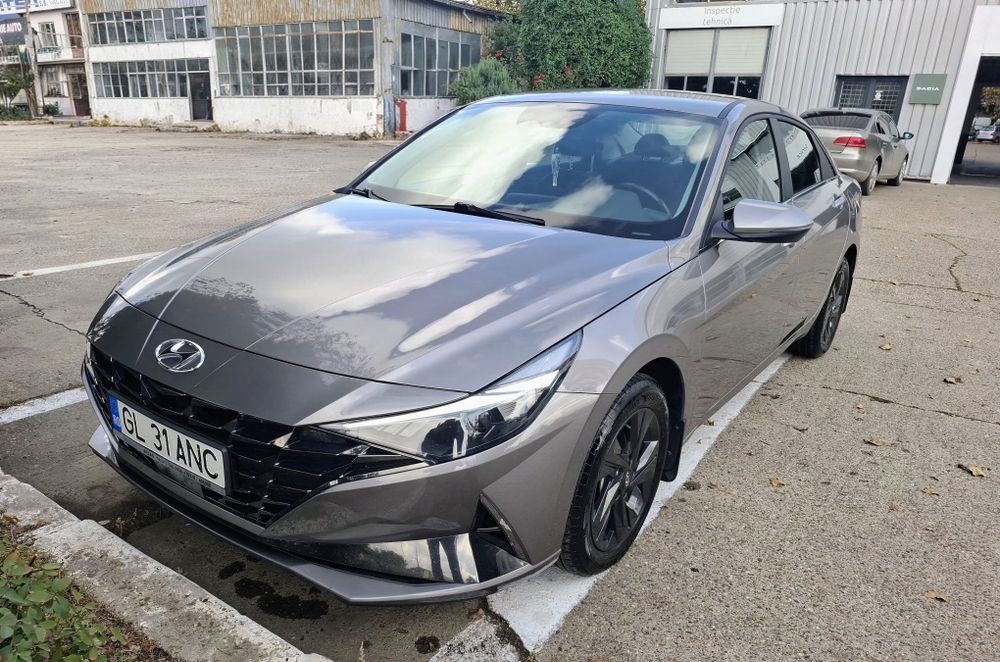 HYUNDAI Elantra 2022 — imagine 1