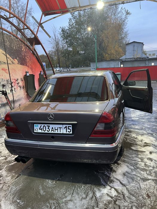 Продам Mercedes C200