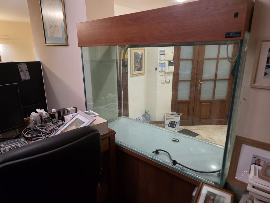Аквариум за рибки поръчков 600л 130х86х55