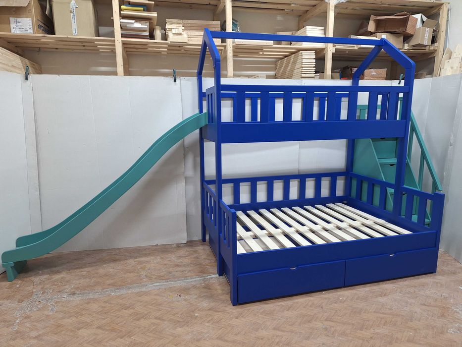 TRANSPORT GRATUIT.Pat etajat cu tobogan,cod 3527