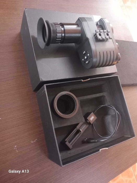 Camera de zi si de noapte Megaorei 4.