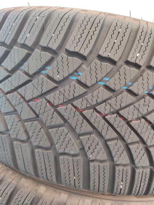 2 бр зимни 225/50/18 Bridgestone