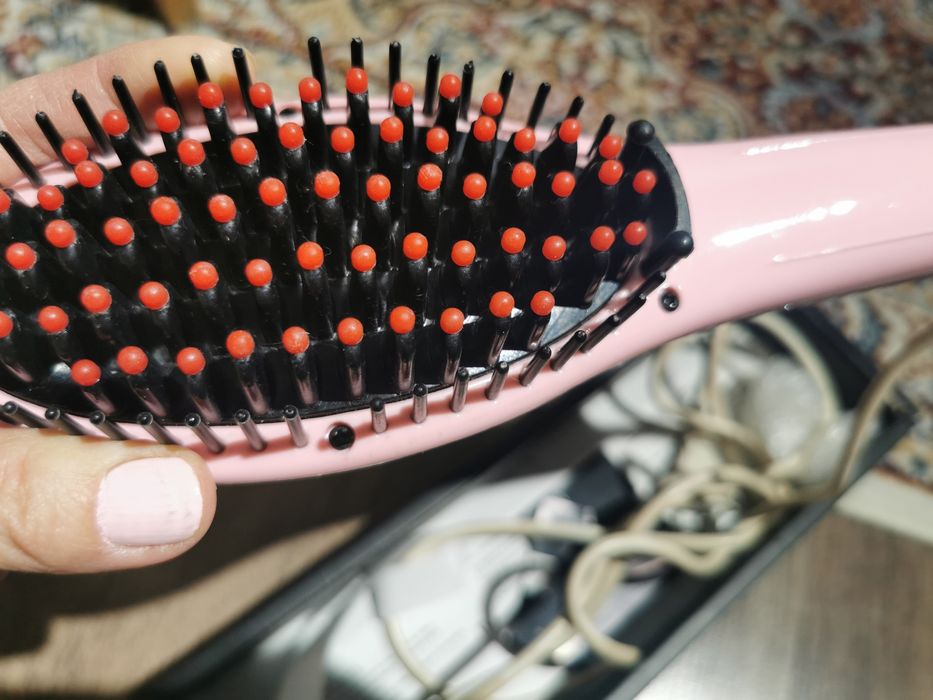 Выпрямитель для волос.