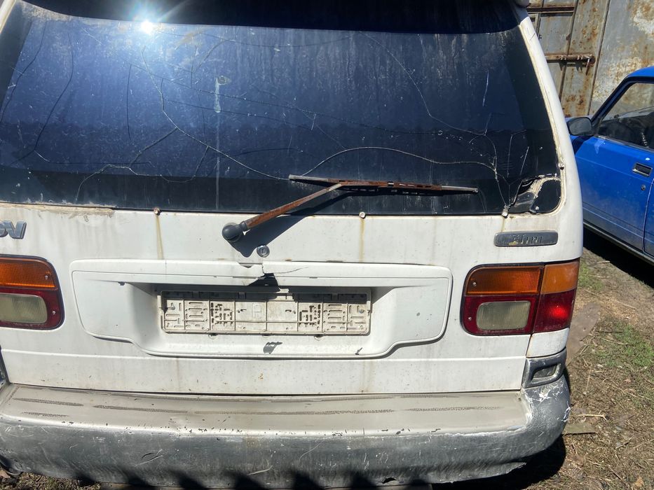 Машина. Мазда МПВ 1-е поколение 1996г. На разбор