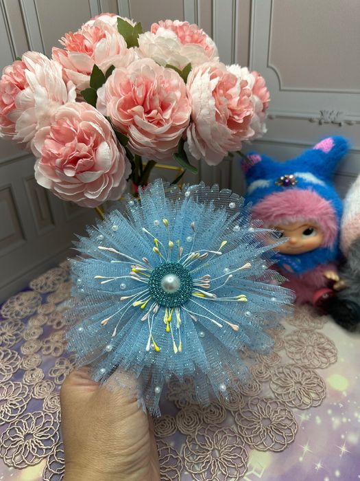 Дизайнерская брошь