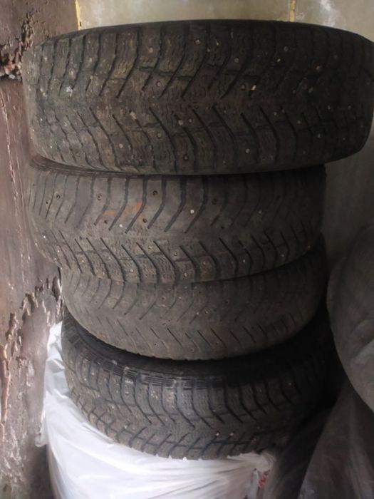 Продам шины на 15