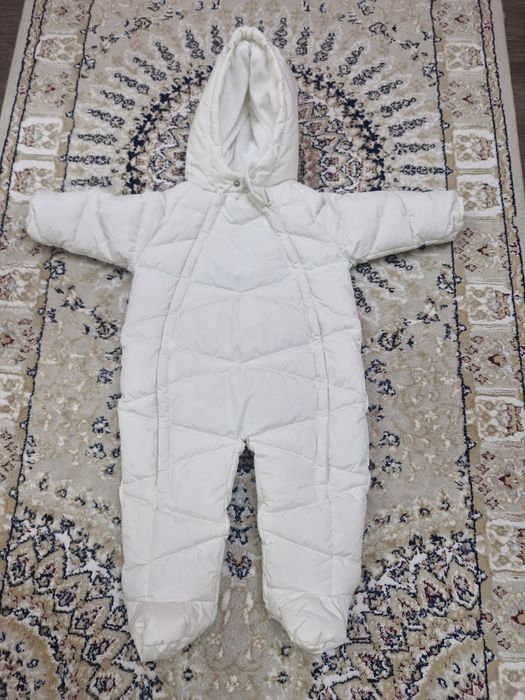 Продам детскую куртку для девочек