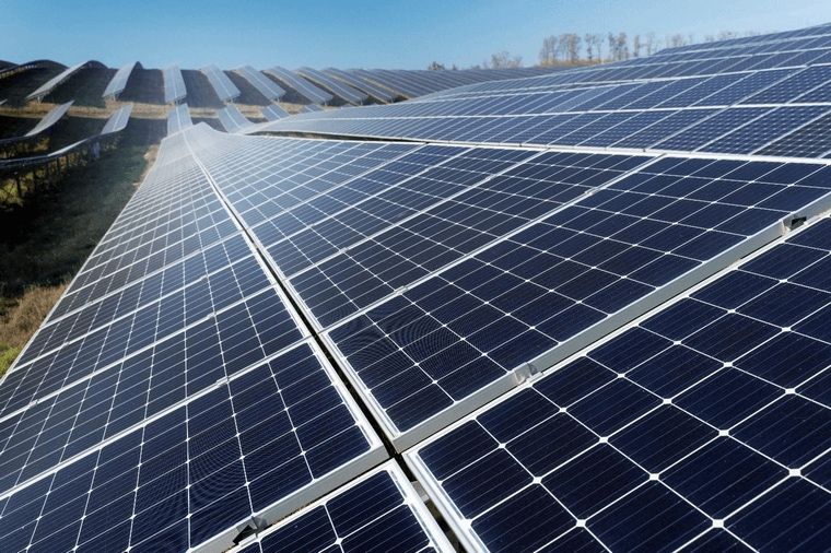 Солнечные панели Инвертор Акумлятор Quyosh panellar A class