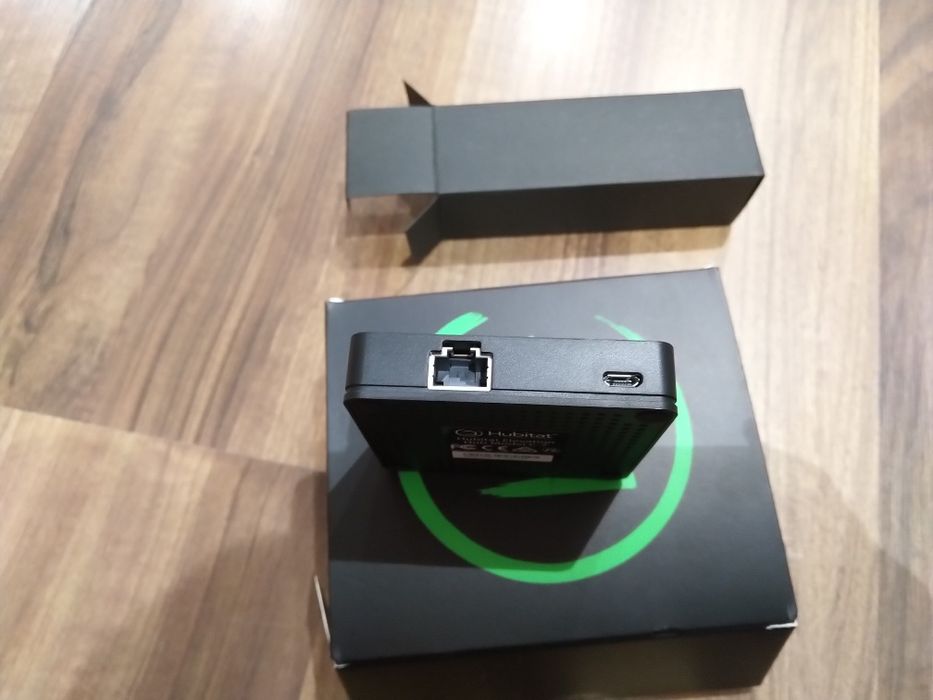 Hubitat Elevation C-7 Hub Zigbee Z-Wave - smart home