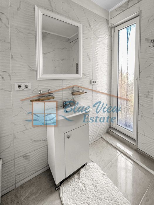 Продава се Къща в с. Царичино, Област Добрич - 192 кв.м за 399 €/кв.м - Снимка #9