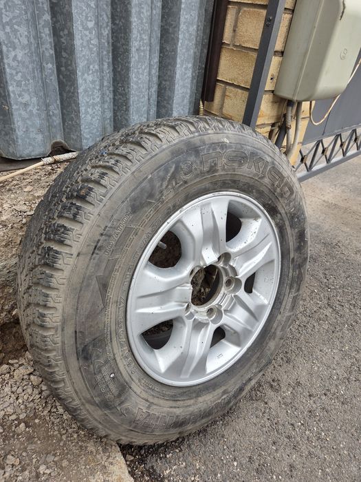 Шина с диском запаска