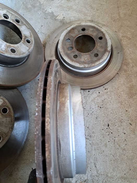 Discuri frana spate Bmw  E91