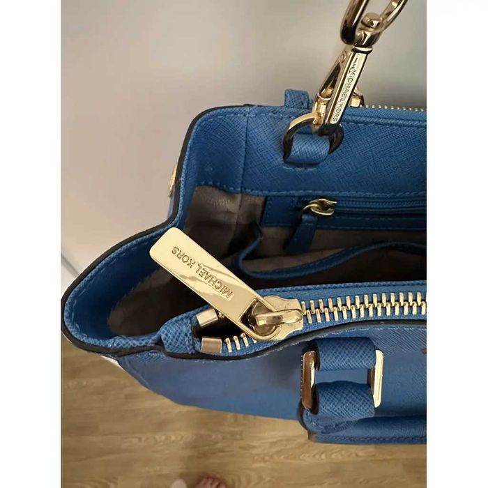 Michael Kors чанта