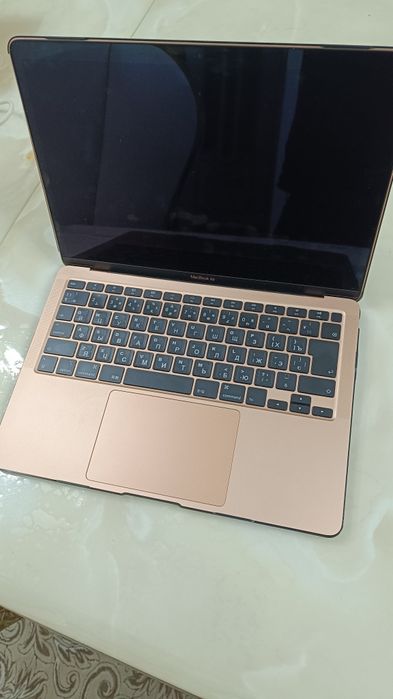 MacBook 2020 intel core i5