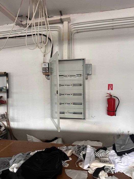 Hala de inchiriat in Gherla sau partial 400mp/650euro sau200mp/400euro