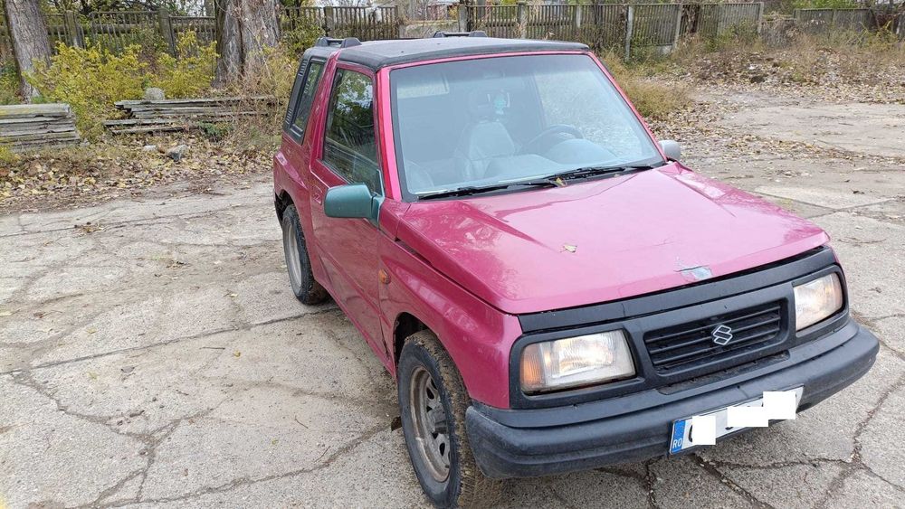 Dezmembrez SUZUKI  VITARA 4X4 1997 1.6 BENZINA 95 CP Cod Motor  G16B