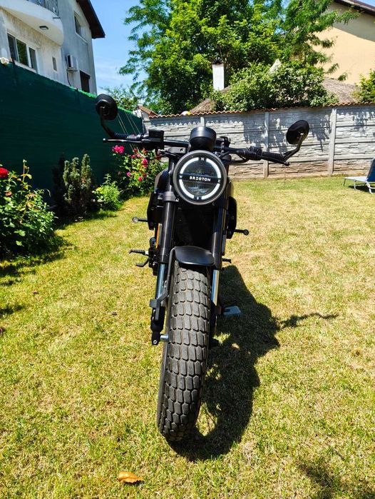 Brixton Crossfire 125