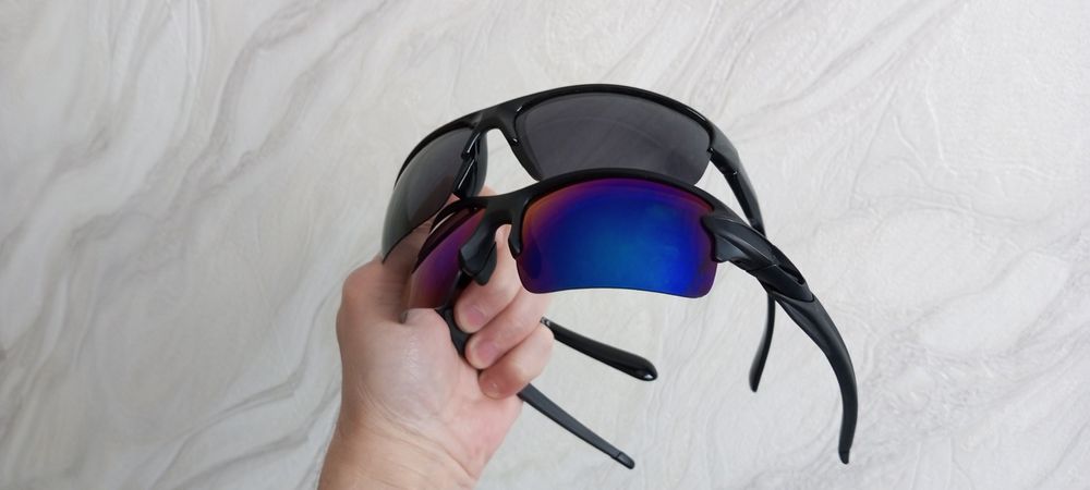 Продам новые - Очки 2 пары !!!