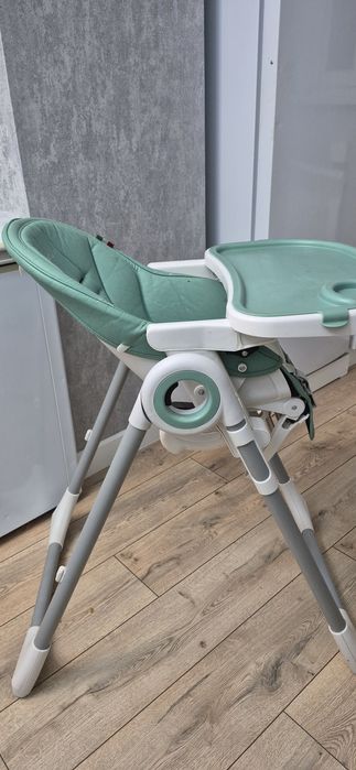 Продам стульчик для кормления