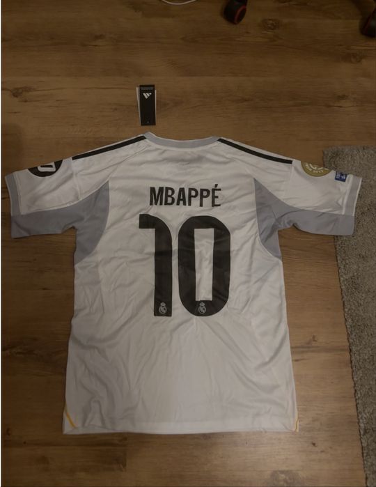 Tricou Mbappe real madrid