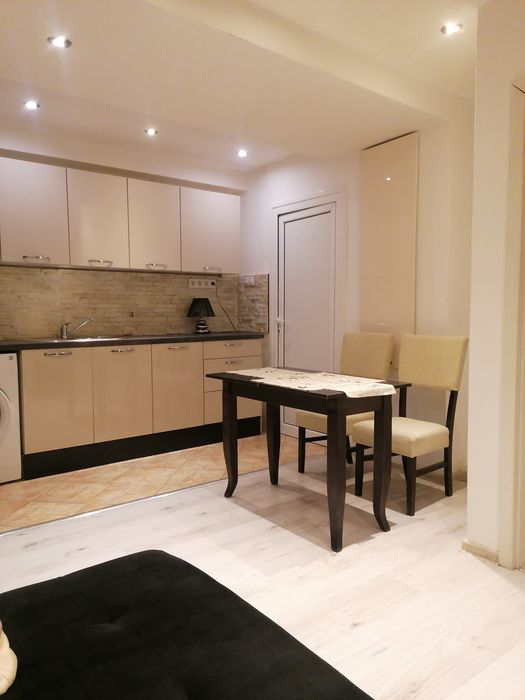 Студиа за нощувки