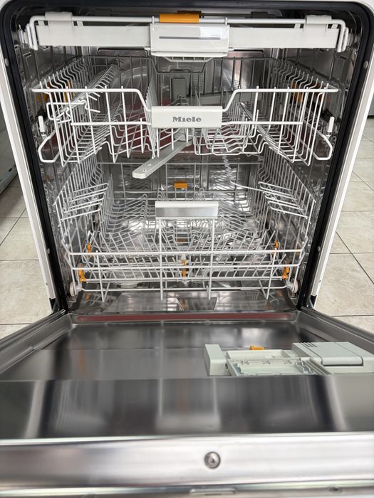 Miele G 6200 sci свободностояща миялна 14 комплекта /AutoOpen/24 м гар