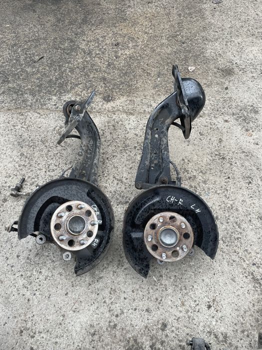 Шенкел/ главина Тойота Ц-ХР (shenkel toyota C-HR)