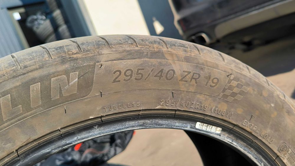 Летни гуми Michelin Pilot Sport 4 295/40/19 и 265/45/19