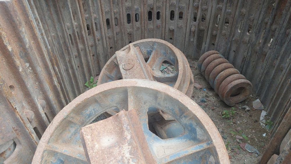 Гусеницы на экскаватор (болотник)