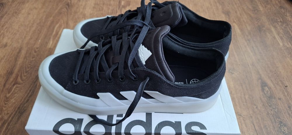 Обувки ADIDAS  ZNSORED