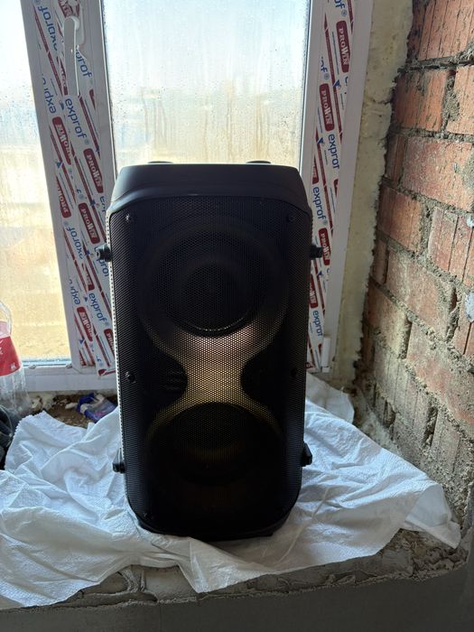 Продам. Колонка Sven ps 800.