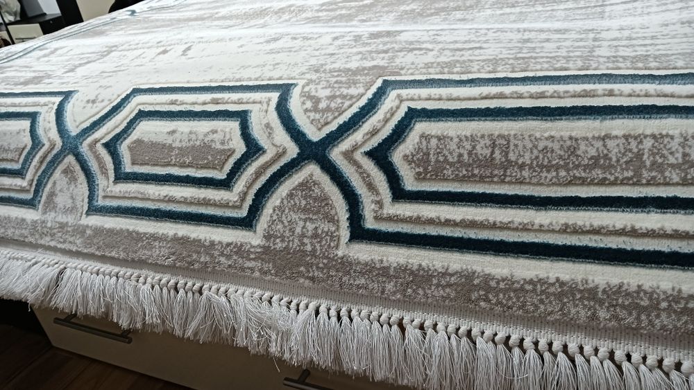 De vânzare covor nou