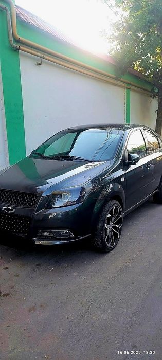 Продается Нексия 3 позиция 4 Автомат