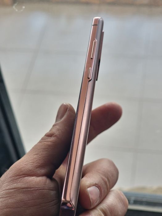 Samsung note20 8/256