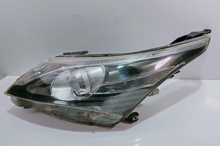 Far Stanga (volan stanga) 1010017685LH / H296GL / 10100 17685 Toyota