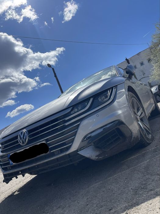 **VW Arteon R LINE **