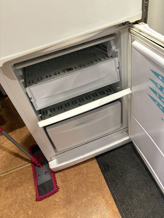 Холодильник Stinol