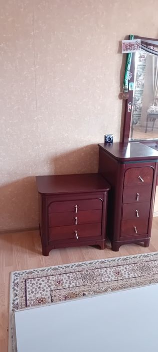 Спальный гарнитур